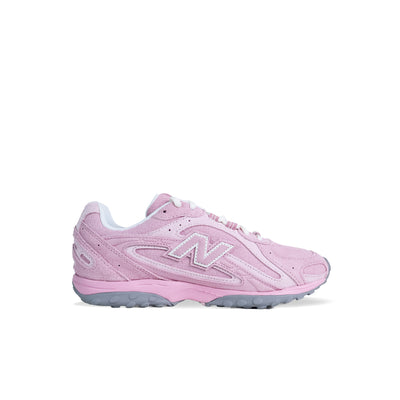 New Balance 204L Pastel Pink
