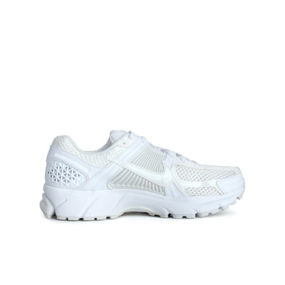Vomero 5 Triple White Wmns