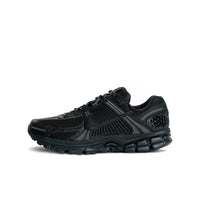 Nike Vomero 5 Triple Black