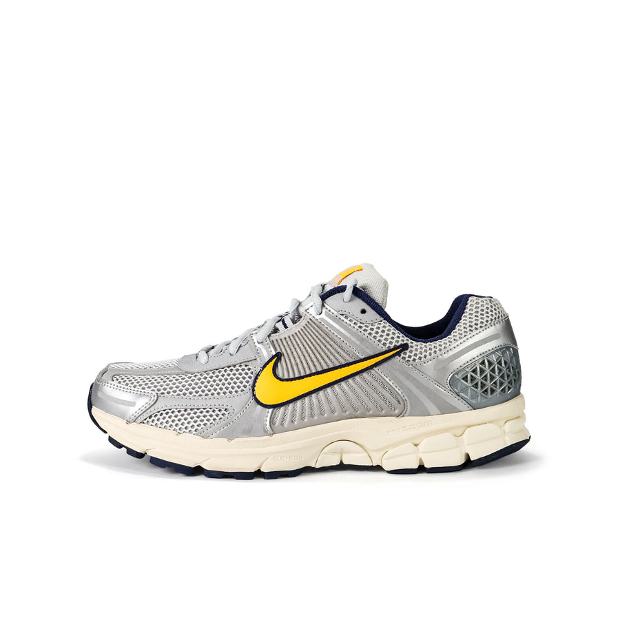 Nike Zoom Vomero 5 Laser Orange