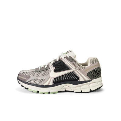Nike Vomero 5 Cobblestone Flat Pewter Wmns