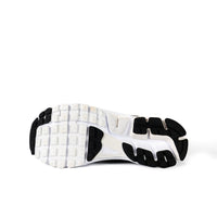 Nike Zoom Vomero 5 White Black