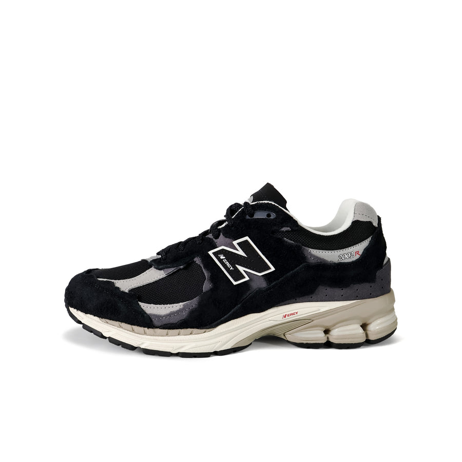 New Balance 2002R Protection Pack Black Grey