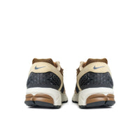 Nike Zoom Vomero 5 Light British Tan Khaki Smoke Grey