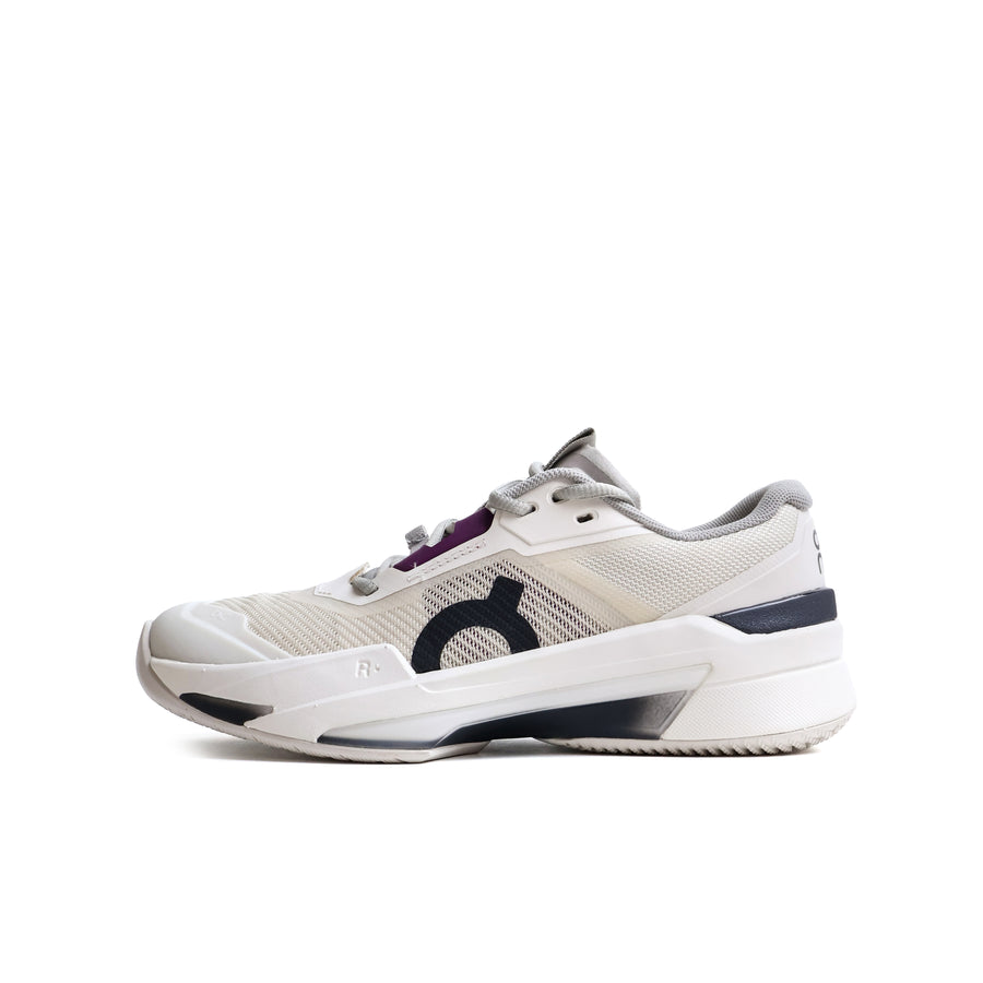 The Roger Pro Fire Grain Ivory wmns