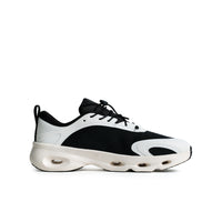 On Running Cloudsolo Loewe Black Eggshell