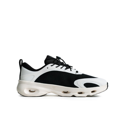 On Running Cloudsolo Loewe Black Eggshell