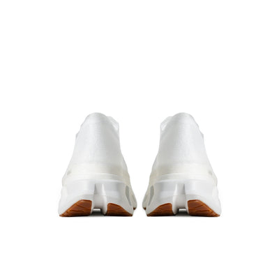 On Running LightSpray Cloudmonster LOEWE White