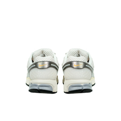 Nike Zoom Vomero 5 Platimun Tint White