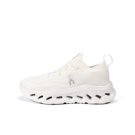 On Running Cloudtilt Loewe All White